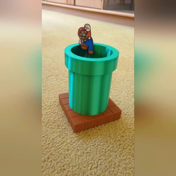 Adventure Pipe Playset with Character